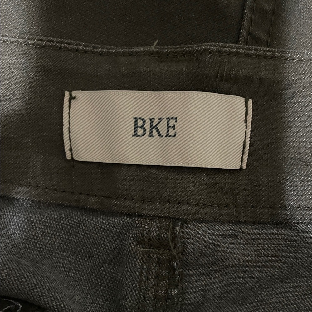 BKE Women's Gray/Green Jean Shorts - Picture 3 of 4